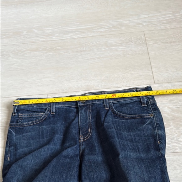 Current/Elliott Blue Skinny Jeans with Modern Appeal - Picture 4 of 7